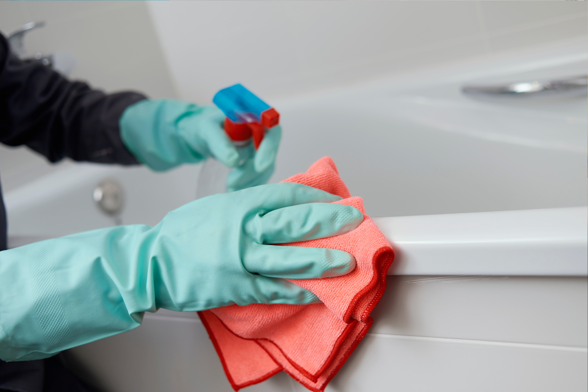 Ultimate Cleaning 10 Bathroom